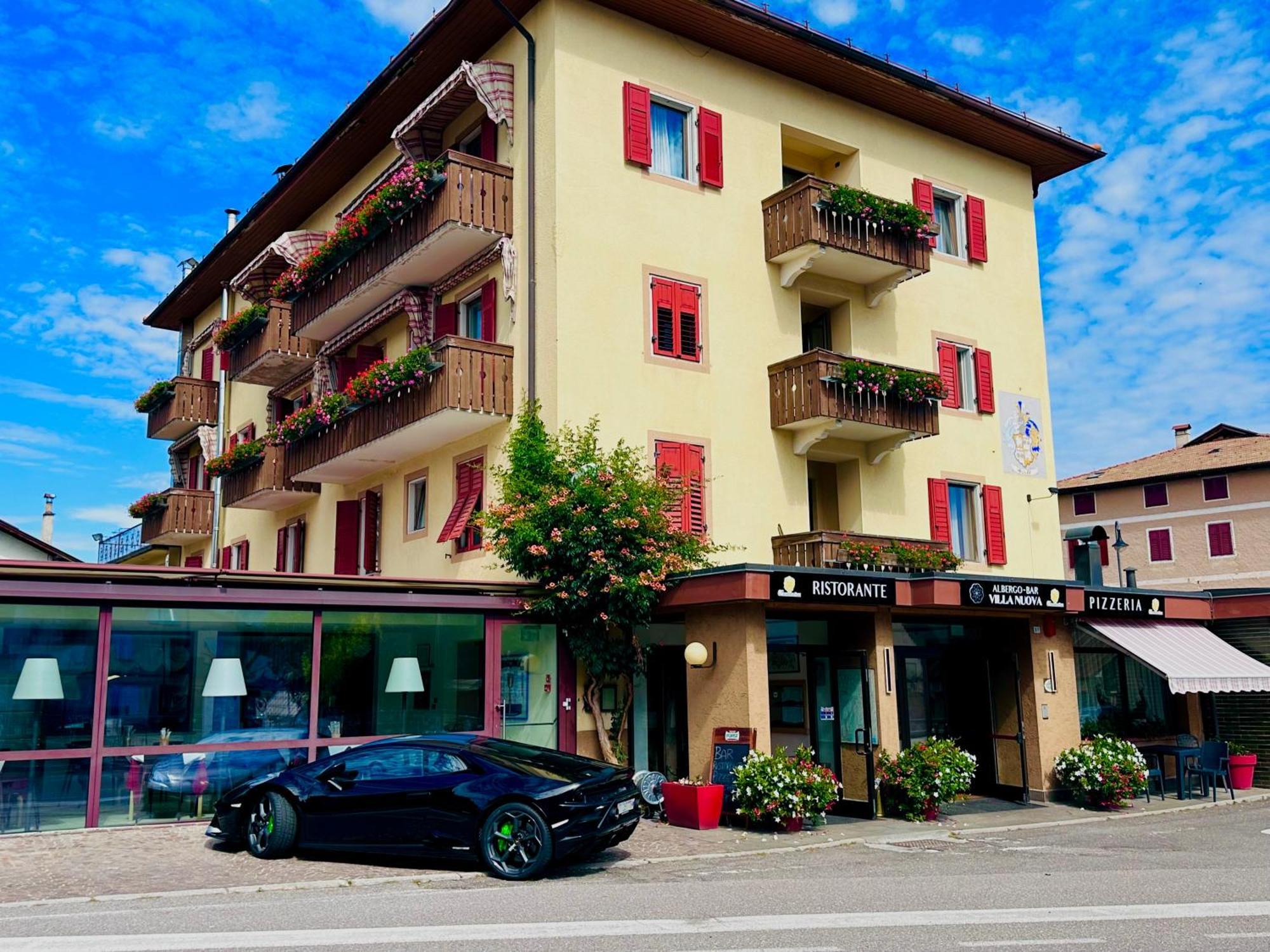 Villa Nuova Romeno Exteriör bild